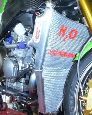 H2O Performance Oversized Water Racing Radiator – Kawasaki ZX-6R (2005-2006)