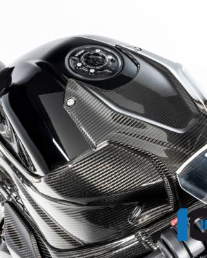 Ilmberger Carbon Airbox / Tank  Cover  – 2020 BMW S1000RR (2019 Euro)