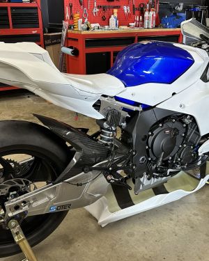 MacMoto 2020+ Yamaha YZF-R1 Aviofiber Superbike / Endurance Race Bodywork