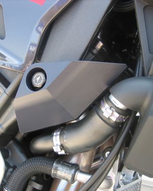 Graves Motorsports Yamaha YZF-R1 / FZ-10 / MT-10 Frame Sliders