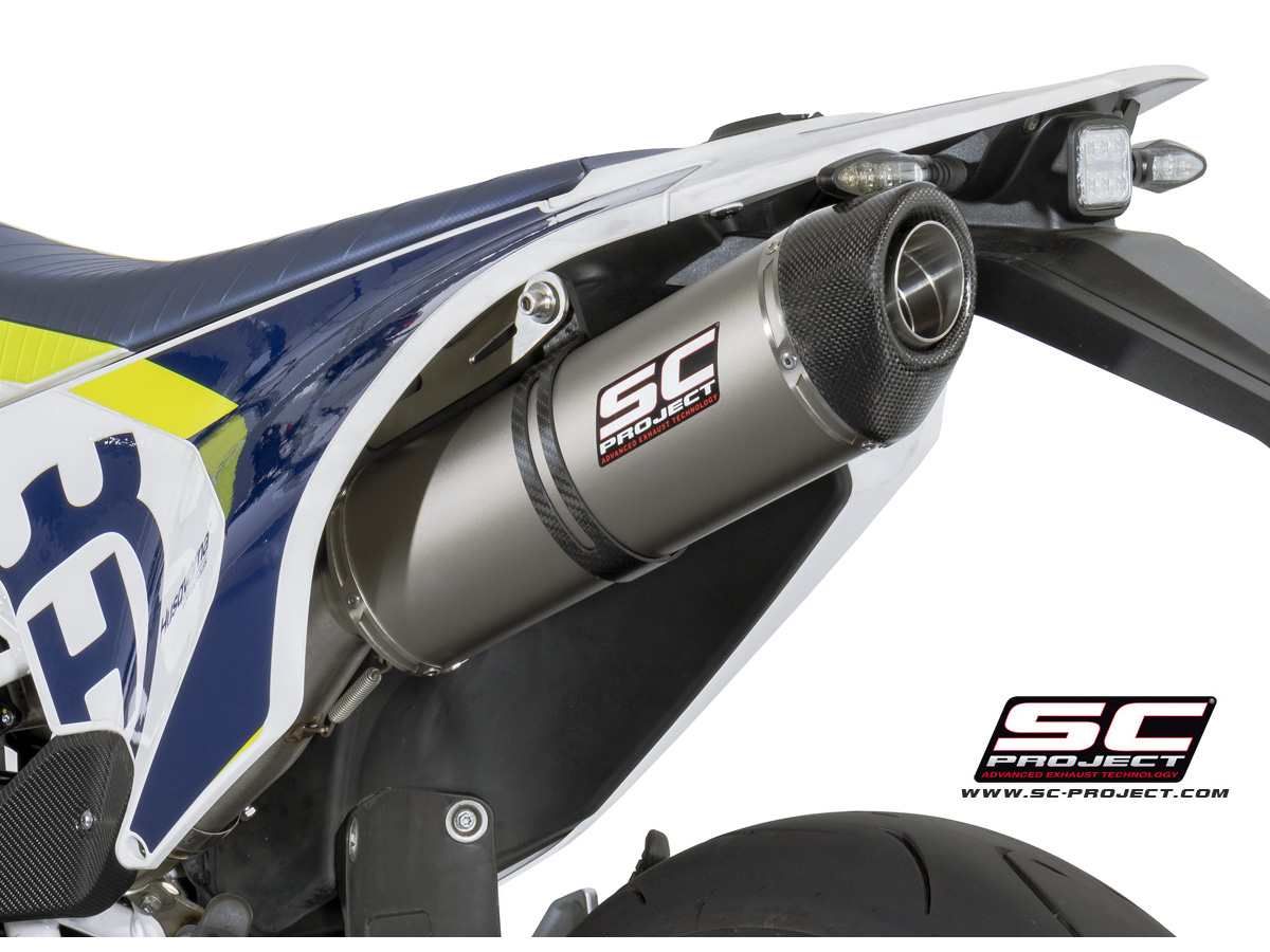 SC-Project Oval Slip On Husqvarna 701 Supermoto 2015-2016