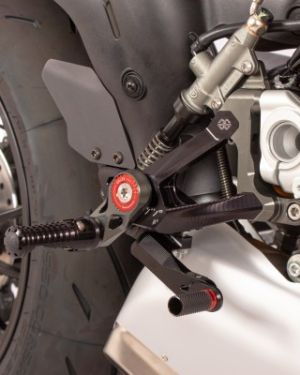 Gilles Tooling MUE2 Adjustable Rearsets | Ducati Streetfighter V4 / V4S (2020-2022)